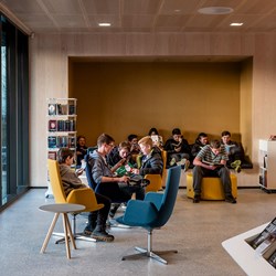 Openbare Bibliotheek Tau, Noorwegen